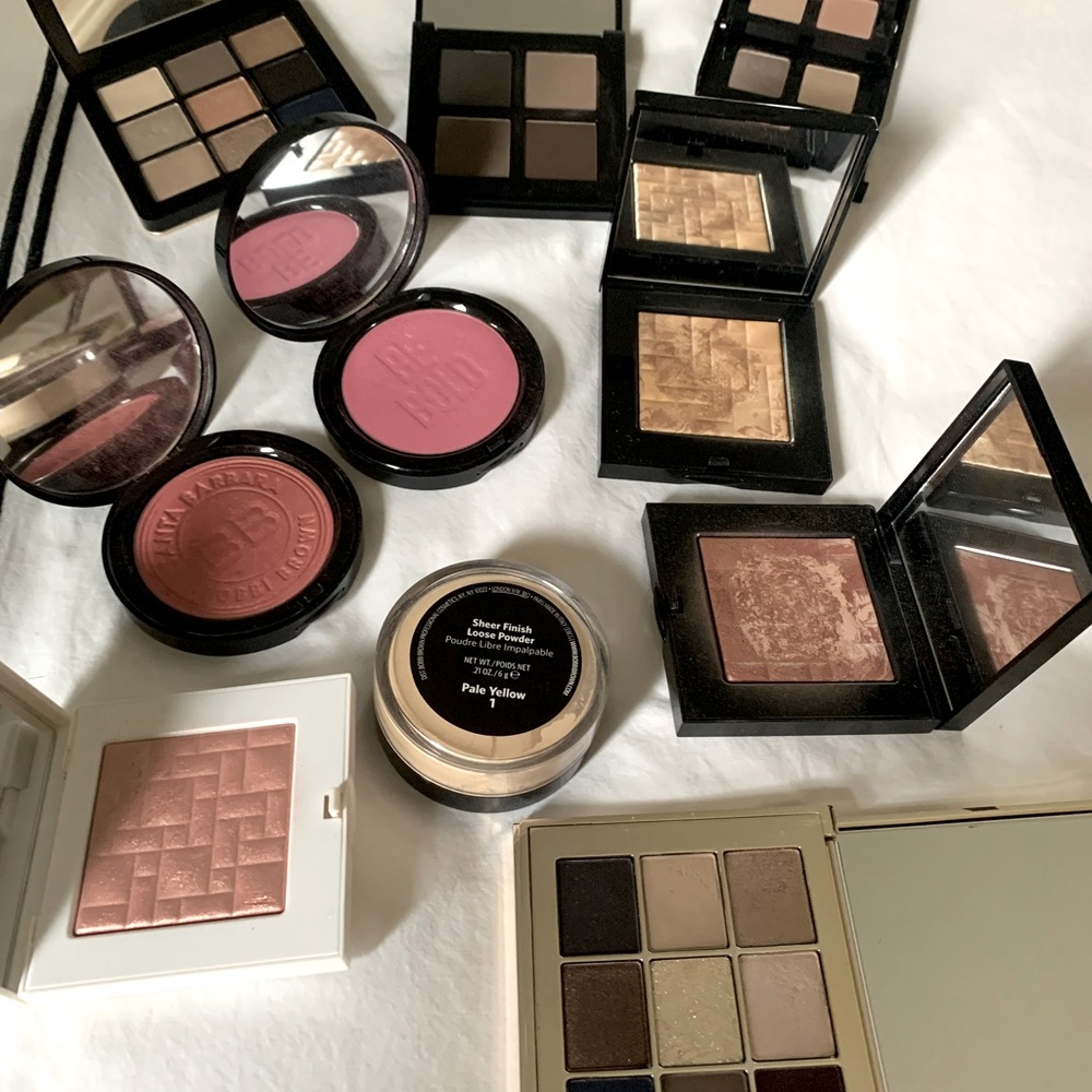 Bobbi Brown- 9 piece makeup set
